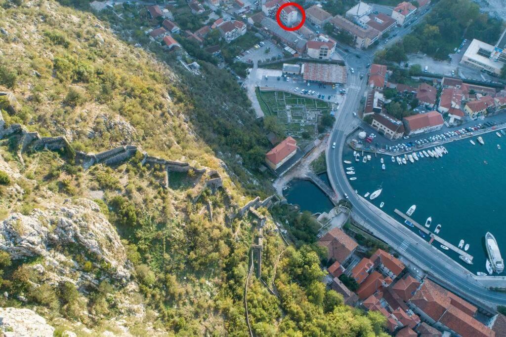 Stylish Apartment 22 Kotor Exterior photo
