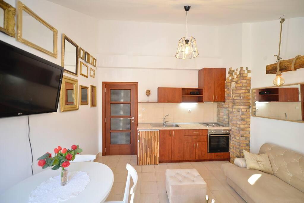 Stylish Apartment 22 Kotor Exterior photo